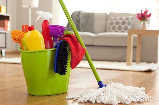 Уборщики на склад попкорна