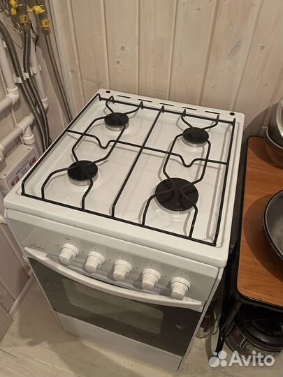 Продается газовая плита Flama RG24019-W