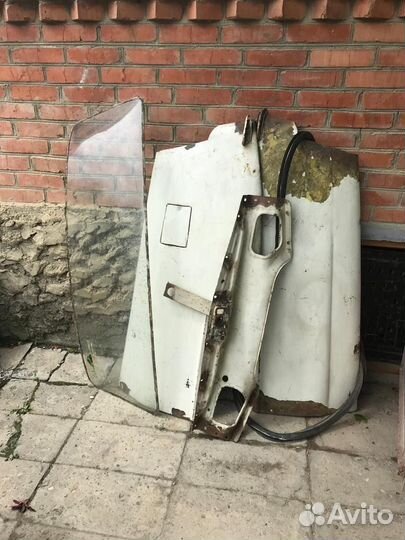 Дверь багажника на газ М 21