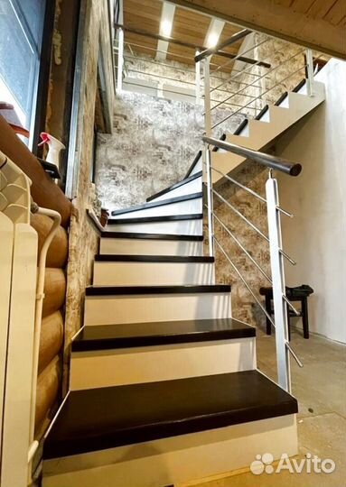 Лестницы г-образные