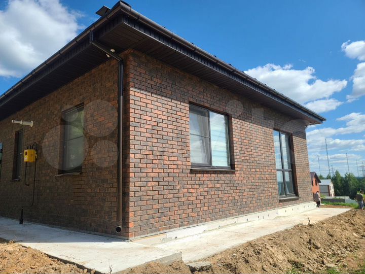 Коттедж 90 м² на участке 5 сот.