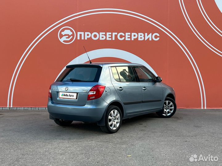 Skoda Fabia 1.6 AT, 2009, 125 600 км