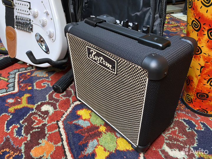 Электрогитара с комбиком