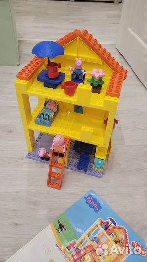 Lego duplo, unico домик свинки пеппы