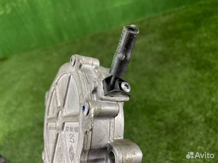 Вакуумный насос Bmw 5 F10 N20B20 2011