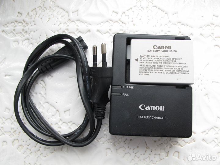 Наплечный ремень и зарядник для canon