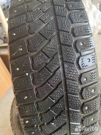 Accelera 651 2.25/4.5 R16