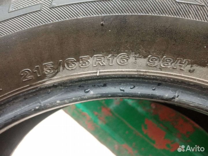 Bridgestone Dueler H/P 215/65 R16