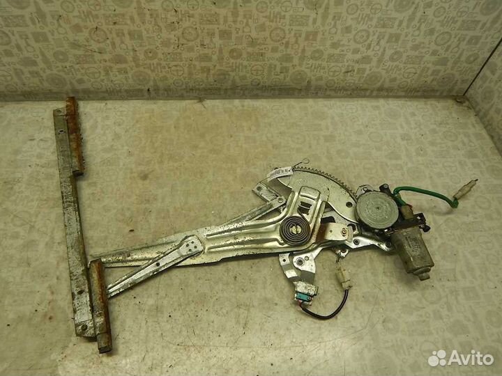 Стеклоподъемник передний правый Mitsubishi L200 3