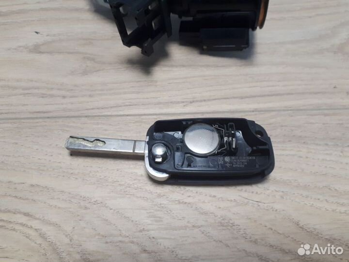 Замок зажигания LADA Vesta Cross