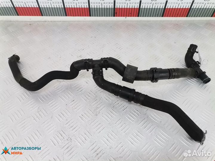 Патрубок радиатора Audi A4 B8/8K 2010 03L121157B