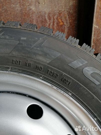 Pirelli Ice Zero 185/65 R15