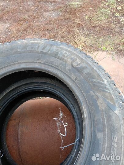 Laufenn LR01 215/65 R16