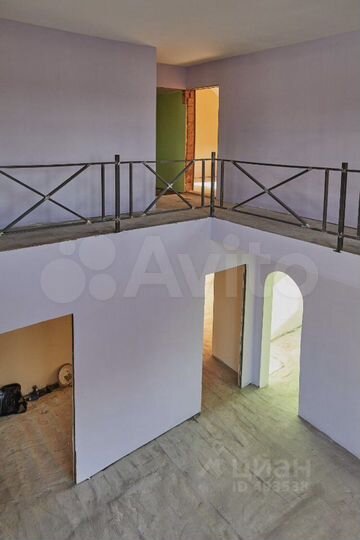 Дом 400 м² на участке 14 сот.