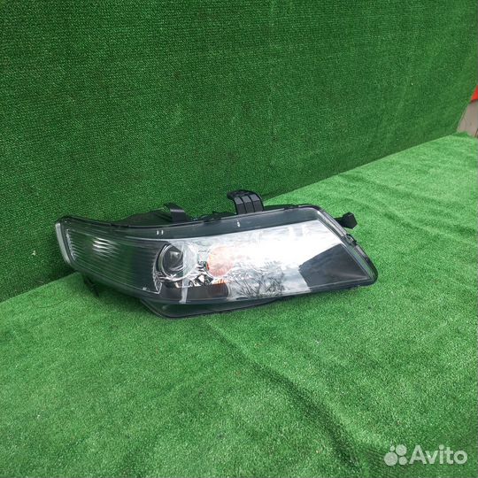 Фара передняя правая honda accord 7