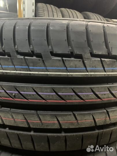 Continental ContiPremiumContact 6 285/45 R22