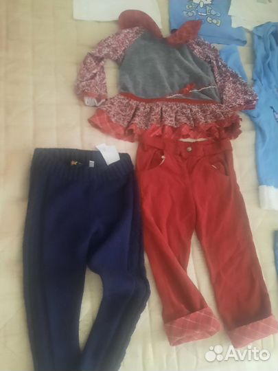 Пакетом фирменные вещи