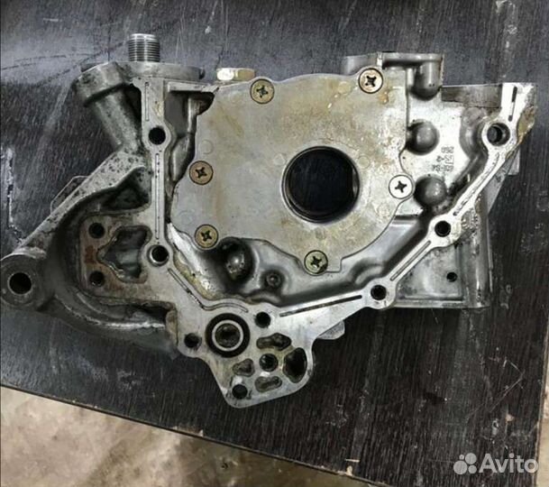 Насос масляный Mitsubishi Lancer IX 1.6