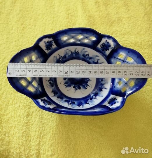 Ваза для фруктов гжель