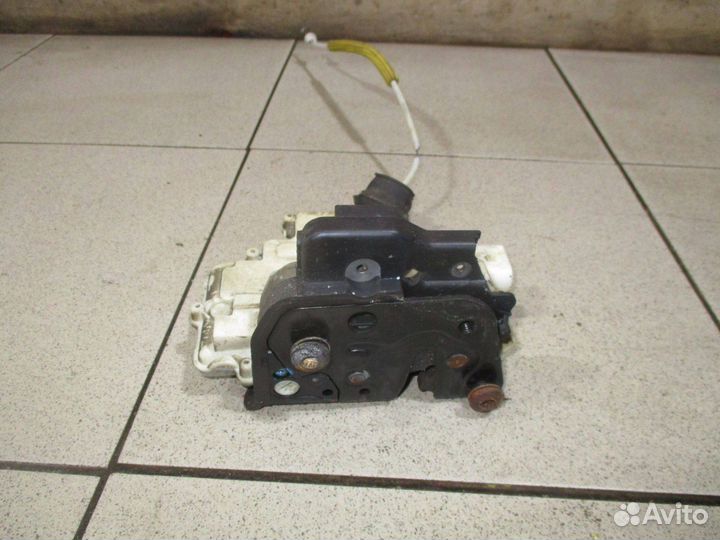 Замок двери задней правой Audi A4 (B7) 2004-2008