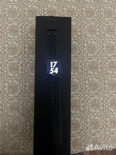 Часы apple watch 5 44 mm nike