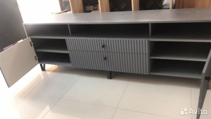 Тумба под телевизор в наличии