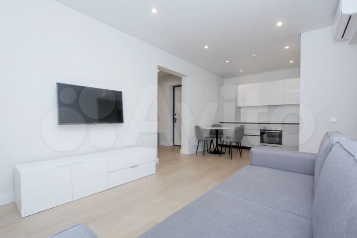 3-к. квартира, 83 м², 3/17 эт.