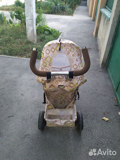 Трехколесный велосипед с родительской ручкой