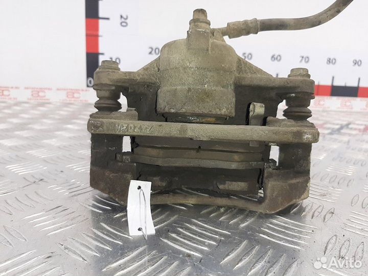 Суппорт передний правый Suzuki Wagon R 2 2003