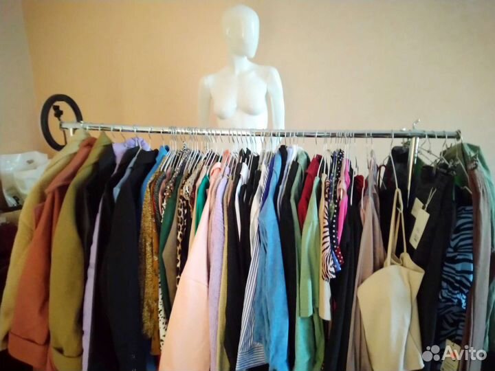 Новая женская одежда все сезоны размер 42-48 150шт