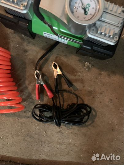 Компрессор автомобильный