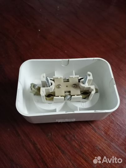 Розетки двойные новые 2шт