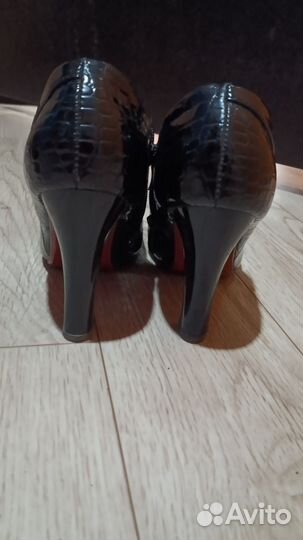 Шлепанцы женские 36 размер