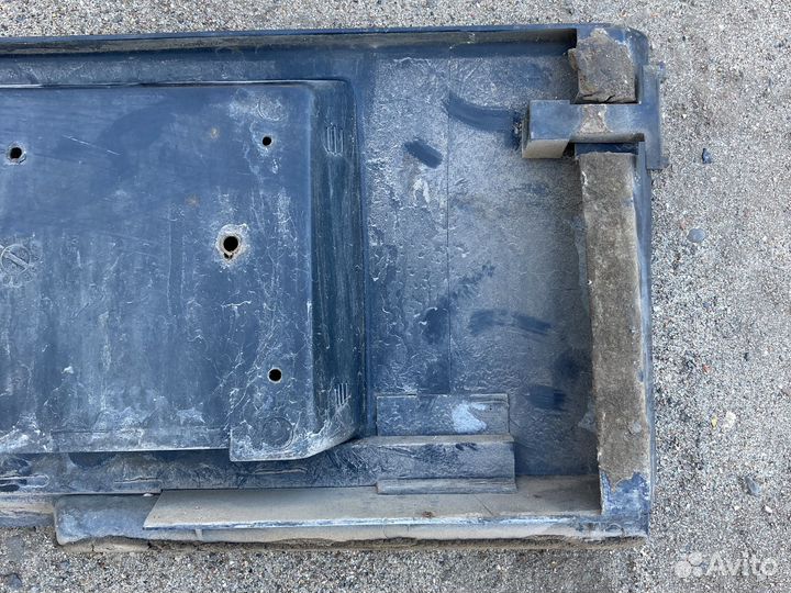 Номерная рамка ауди 100 с3