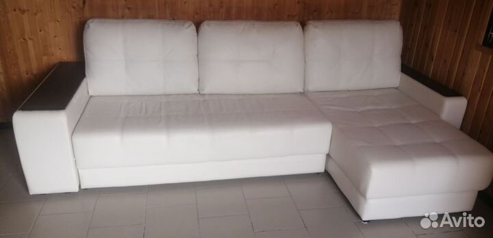 Большой угловой диван бу