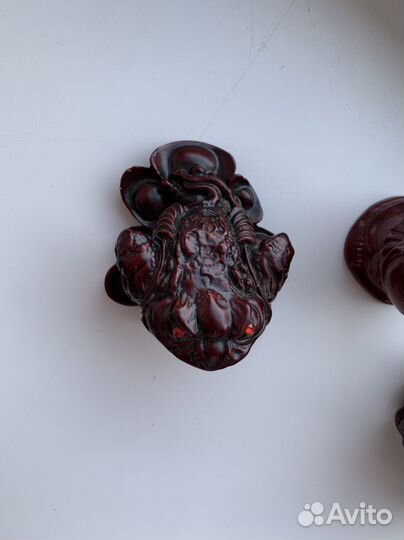 Жаба трехпалая статуэтка фэн шуй