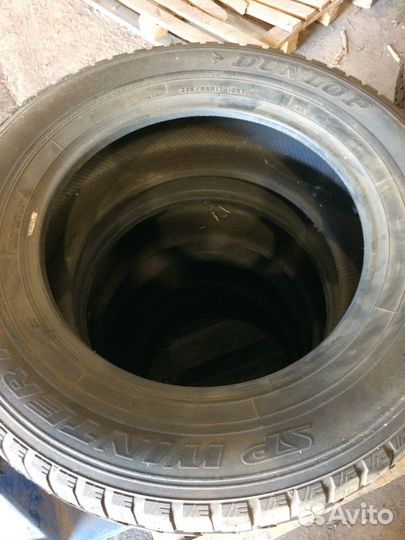 Dunlop Axiom Plus 235/65 R17