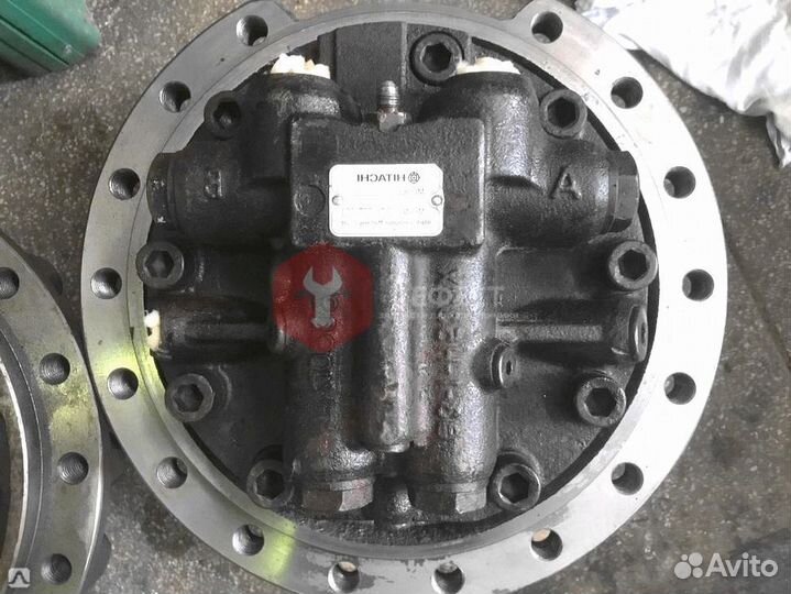 Мотор хода Hitachi ZX130K 9180429