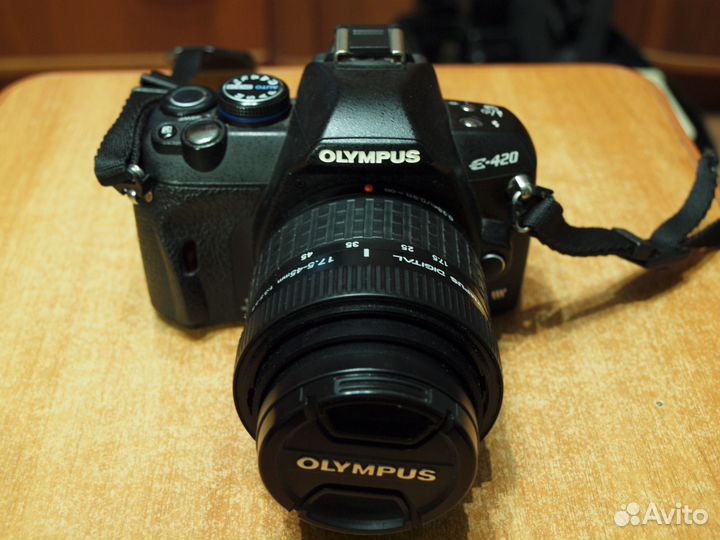 Olympus E-420
