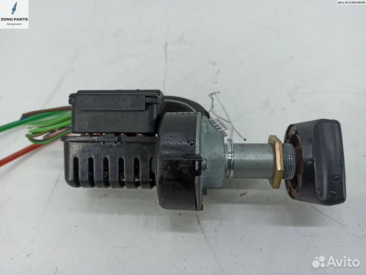 Переключатель отопителя 1248202310 на Mercedes W124