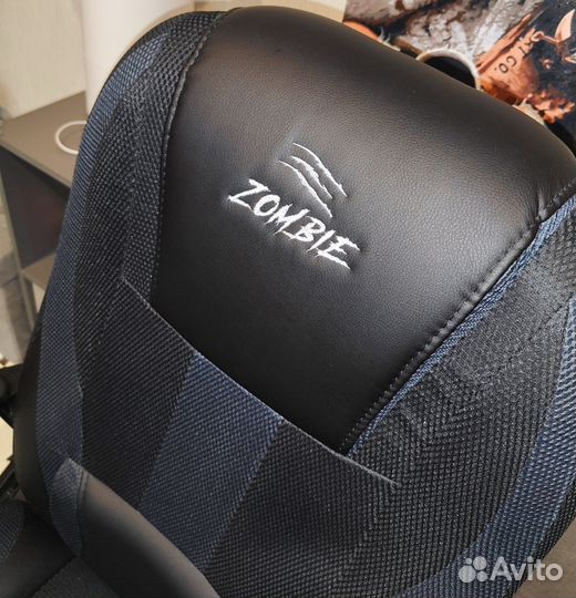 Игровое компьютерное кресло