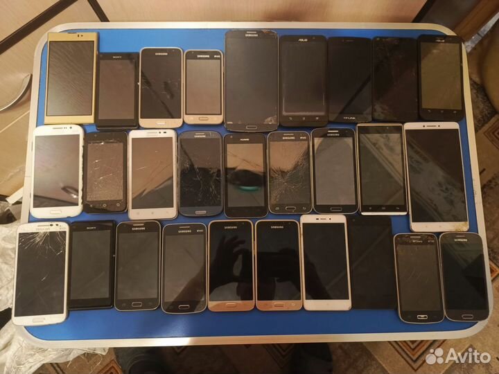 Лот телефонов на запчасти 2