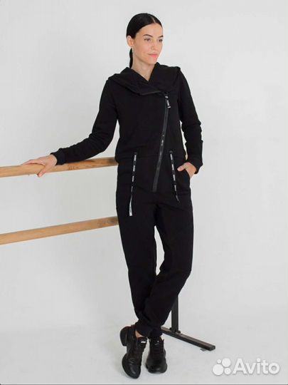 Комбинезон женский