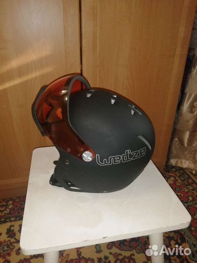 Шлем горнолыжный