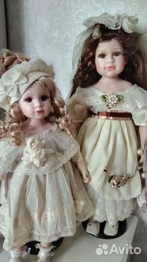 Кукла фарфоровая