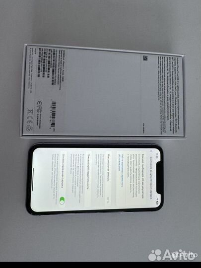iPhone 11, 64 ГБ