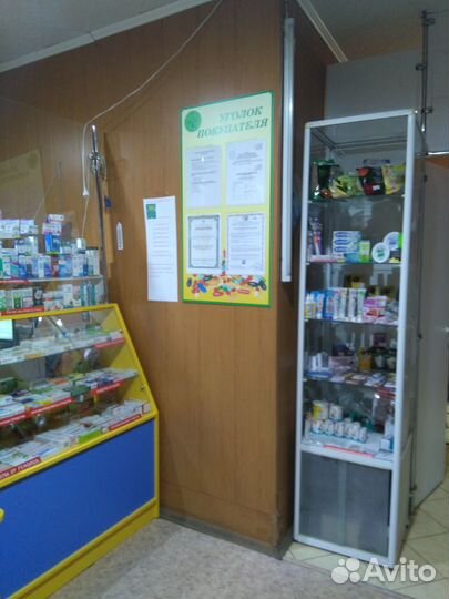 Торговые витрины для аптеки