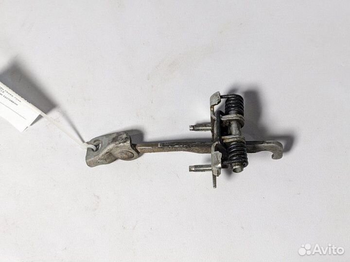 Ограничитель двери передний правый Renault Logan 2