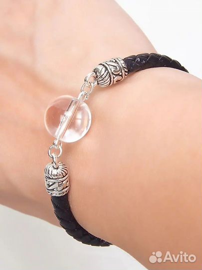 Кожаный браслет с камнем