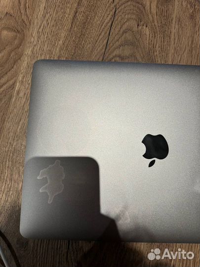 Apple macbook air 13 2019 i5 бу отличный